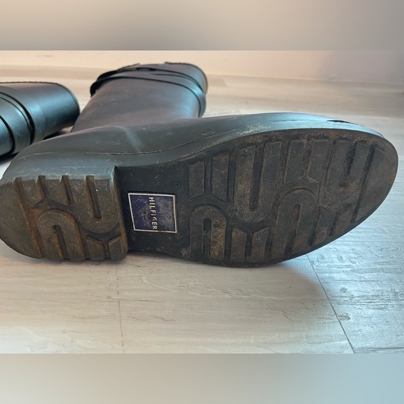 Tommy Hilfiger rain boots - Picture 7 of 16